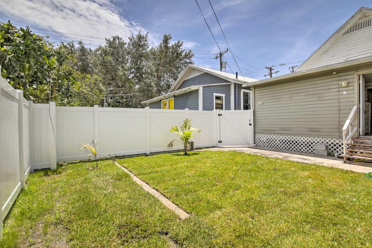 Updated Ybor City House With Fenced Yard 탬파 외부 사진